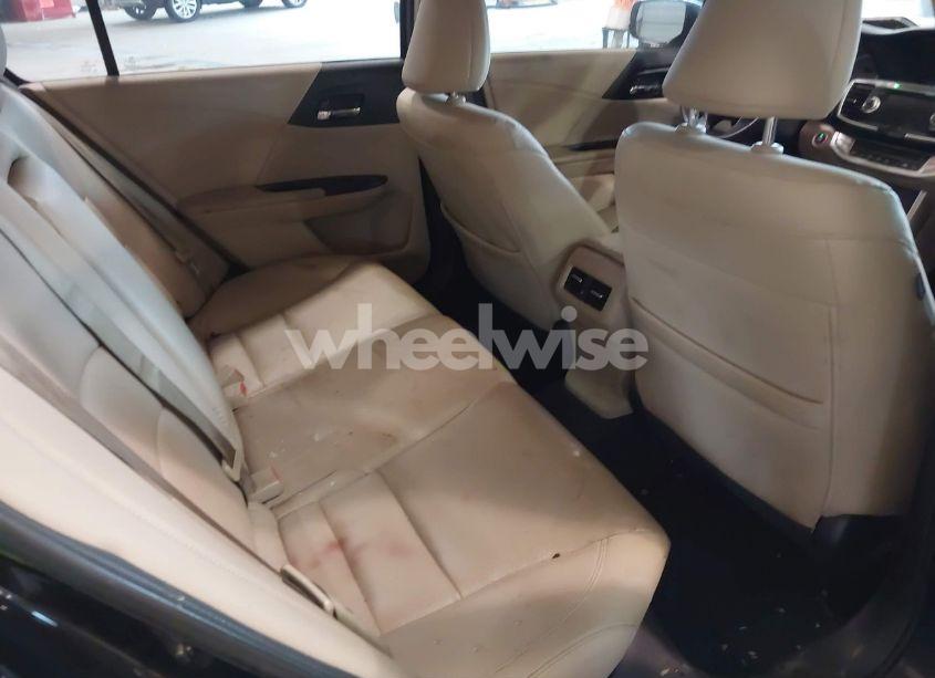 Photo 8 of 2015 Honda Accord EX-L V-6 (VIN 1HGCR3F8XFA025901)