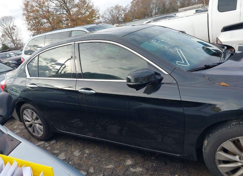 Photo 13 of 2015 Honda Accord EX-L V-6 (VIN 1HGCR3F8XFA027101)