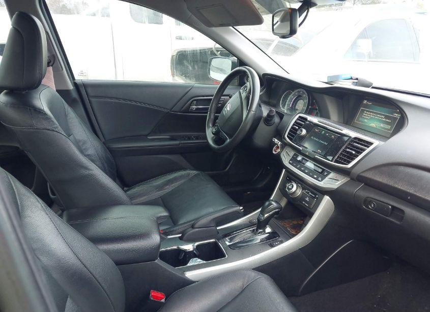 Photo 5 of 2015 Honda Accord EX-L V-6 (VIN 1HGCR3F8XFA027101)