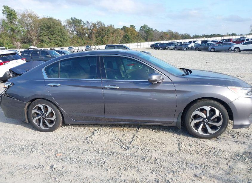 Photo 12 of 2016 Honda Accord EX-L V-6 (VIN 1HGCR3F8XGA015418)