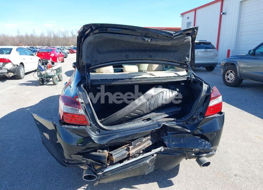 Photo 6 of 2016 Honda Accord EX-L V-6 (VIN 1HGCR3F8XGA027102)