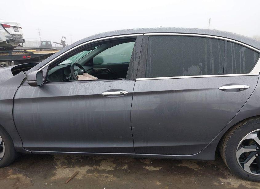 Photo 15 of 2016 Honda Accord EX-L V-6 (VIN 1HGCR3F8XGA033854)