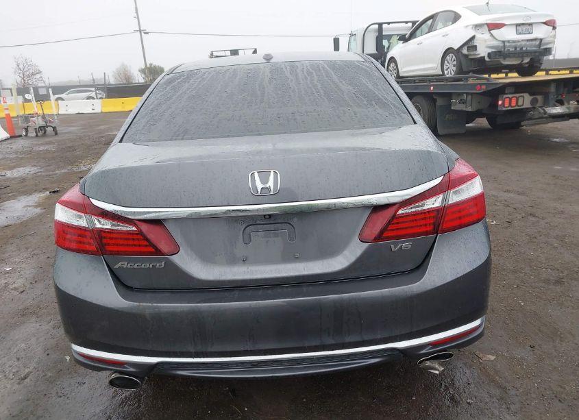 Photo 17 of 2016 Honda Accord EX-L V-6 (VIN 1HGCR3F8XGA033854)