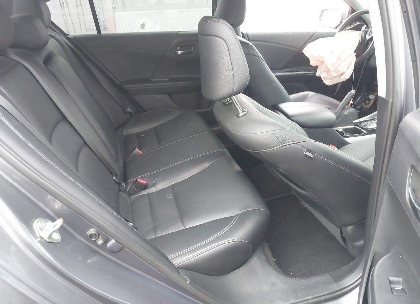 Photo 8 of 2016 Honda Accord EX-L V-6 (VIN 1HGCR3F8XGA033854)