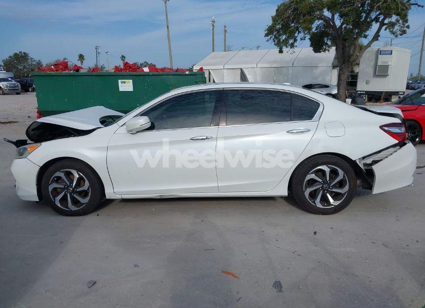 Photo 14 of 2017 Honda Accord EX-L V6 (VIN 1HGCR3F8XHA005702)