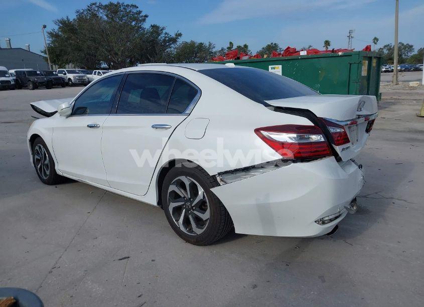 Photo 3 of 2017 Honda Accord EX-L V6 (VIN 1HGCR3F8XHA005702)