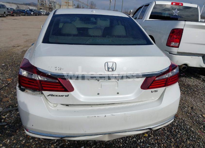Photo 16 of 2017 Honda Accord EX-L V6 (VIN 1HGCR3F8XHA041342)