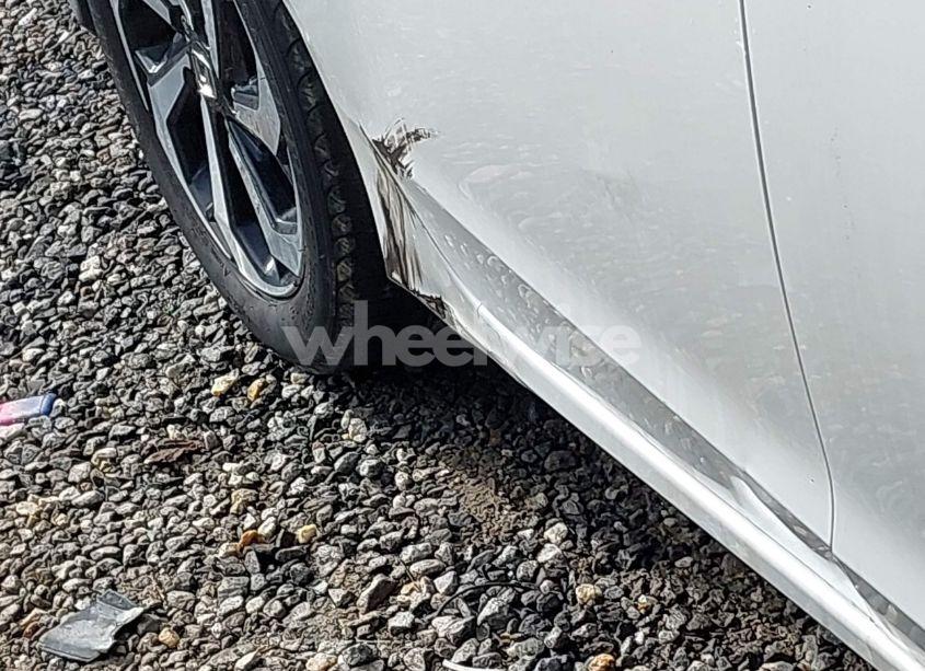 Photo 17 of 2017 Honda Accord EX-L V6 (VIN 1HGCR3F8XHA041342)