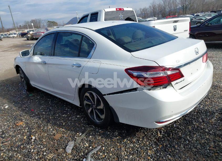 Photo 3 of 2017 Honda Accord EX-L V6 (VIN 1HGCR3F8XHA041342)