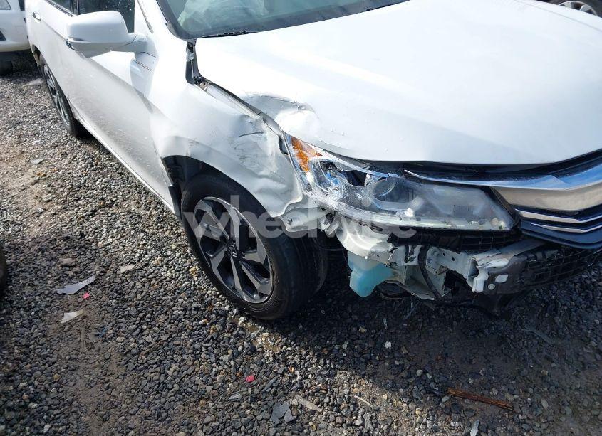 Photo 6 of 2017 Honda Accord EX-L V6 (VIN 1HGCR3F8XHA041342)