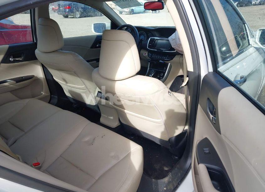 Photo 8 of 2017 Honda Accord EX-L V6 (VIN 1HGCR3F8XHA041342)