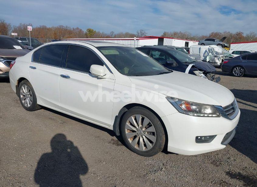 2014 Honda Accord TOURING (VIN 1HGCR3F90EA027356) main photo