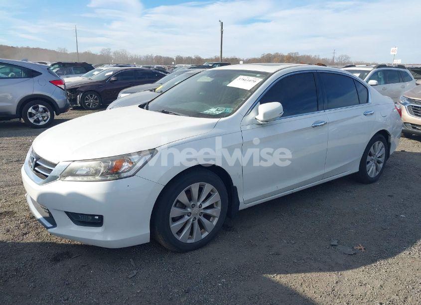 Photo 2 of 2014 Honda Accord TOURING (VIN 1HGCR3F90EA027356)