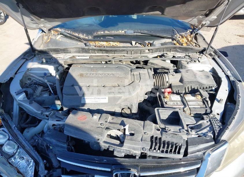 Photo 10 of 2015 Honda Accord TOURING (VIN 1HGCR3F90FA029559)