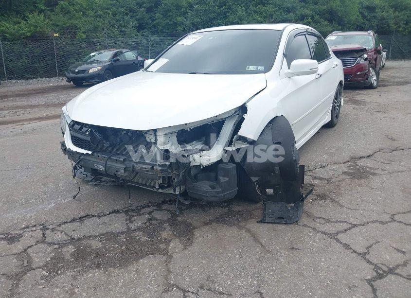 Photo 6 of 2016 Honda Accord TOURING (VIN 1HGCR3F90GA020734)