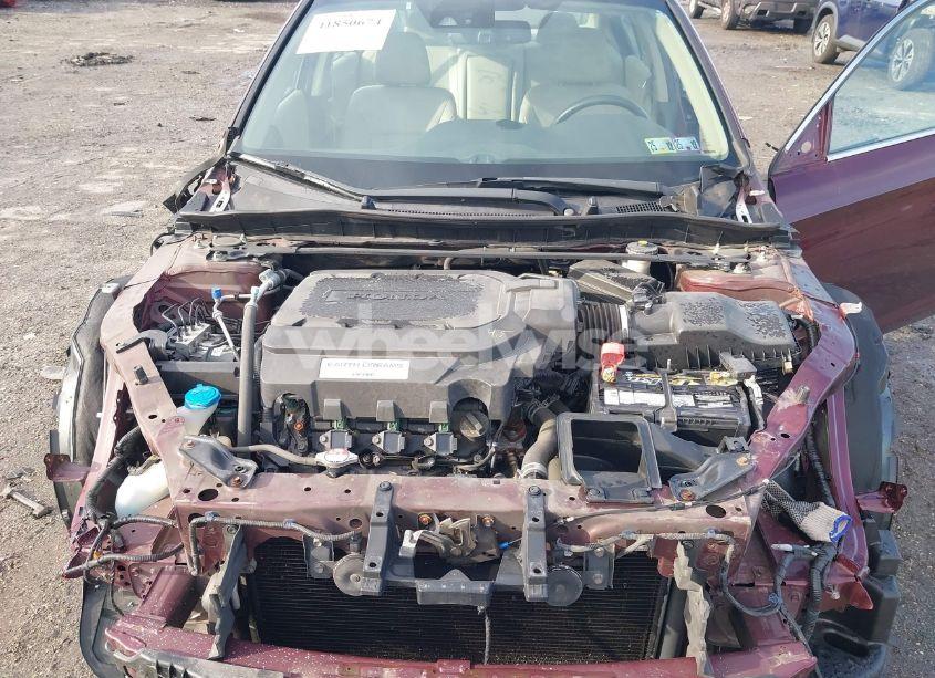 Photo 10 of 2016 Honda Accord TOURING (VIN 1HGCR3F90GA024475)