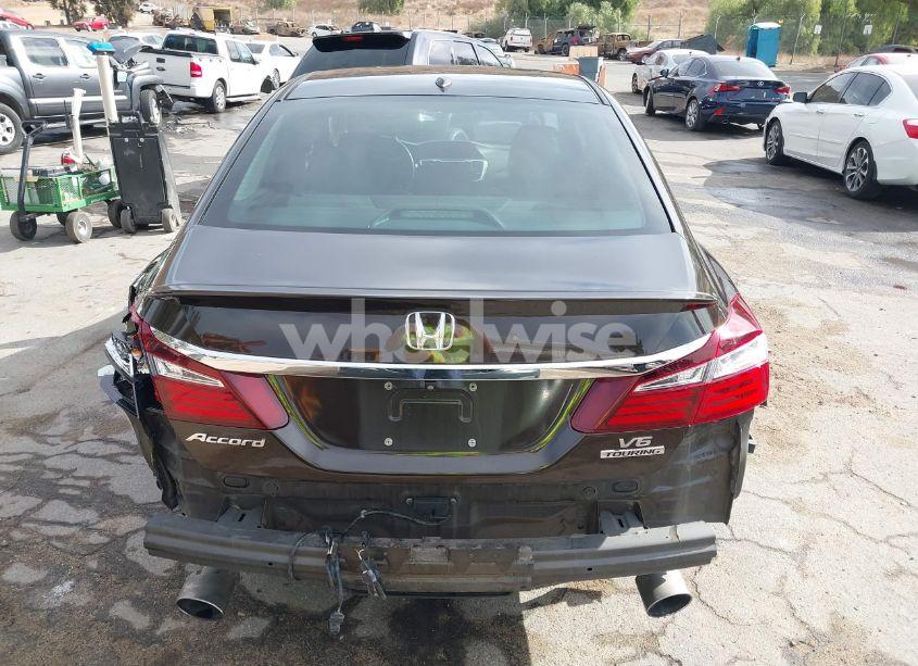 Photo 17 of 2017 Honda Accord TOURING V6 (VIN 1HGCR3F90HA010626)