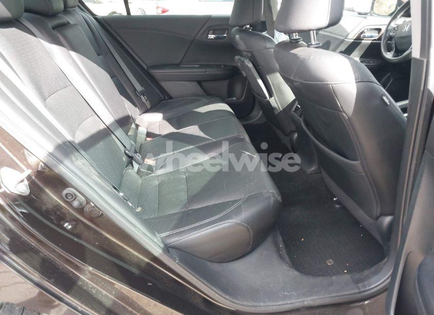 Photo 8 of 2017 Honda Accord TOURING V6 (VIN 1HGCR3F90HA010626)