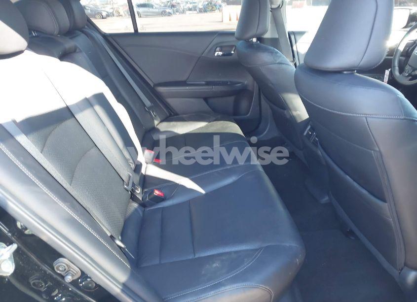 Photo 8 of 2017 Honda Accord TOURING V6 (VIN 1HGCR3F90HA022405)