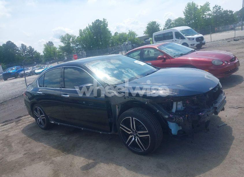 Photo 14 of 2017 Honda Accord TOURING V6 (VIN 1HGCR3F90HA030200)