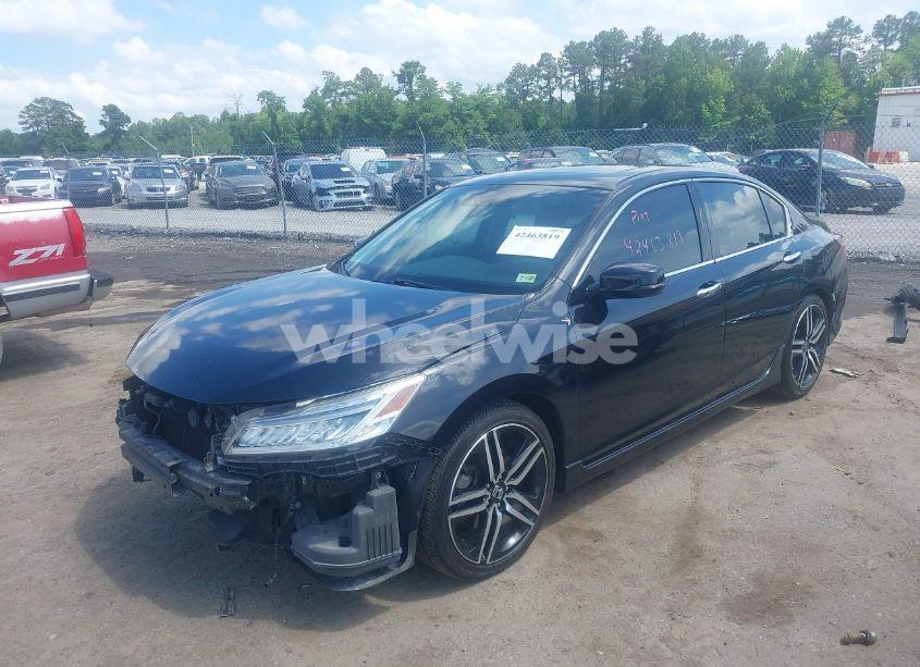 Photo 2 of 2017 Honda Accord TOURING V6 (VIN 1HGCR3F90HA030200)