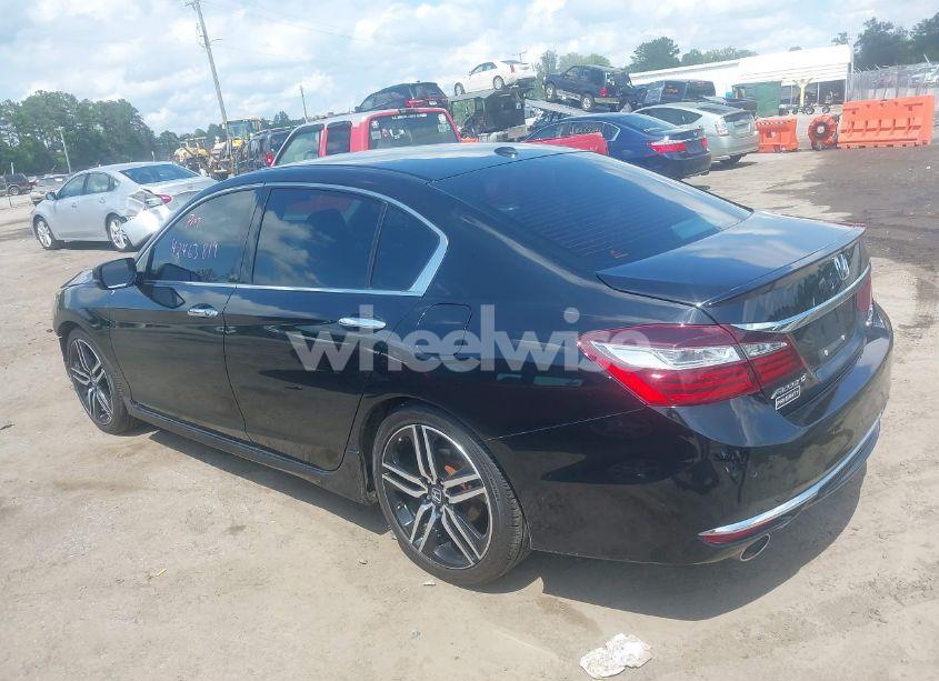 Photo 3 of 2017 Honda Accord TOURING V6 (VIN 1HGCR3F90HA030200)