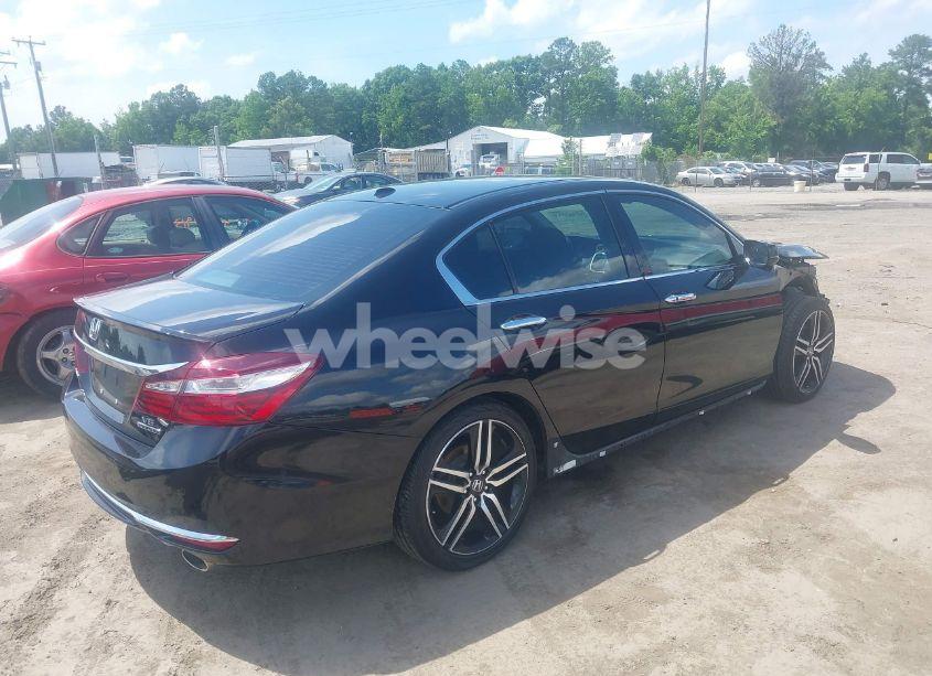 Photo 4 of 2017 Honda Accord TOURING V6 (VIN 1HGCR3F90HA030200)