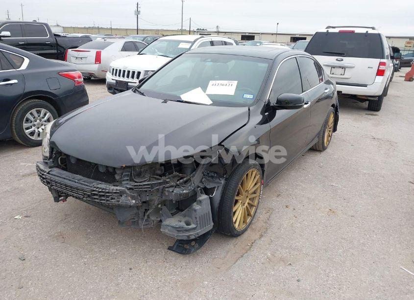 Photo 2 of 2013 Honda Accord TOURING (VIN 1HGCR3F91DA031429)