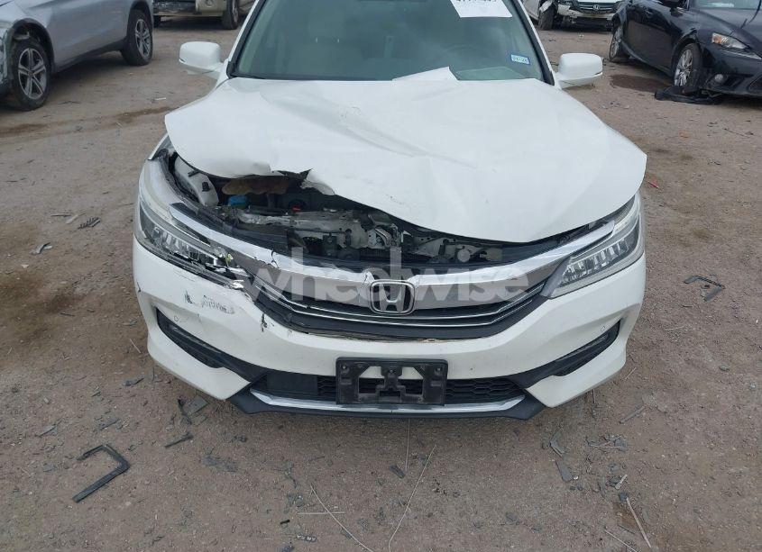 Photo 6 of 2016 Honda Accord TOURING (VIN 1HGCR3F91GA006924)