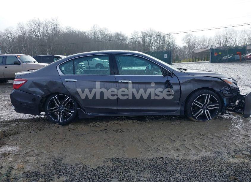 Photo 13 of 2016 Honda Accord TOURING (VIN 1HGCR3F91GA016417)