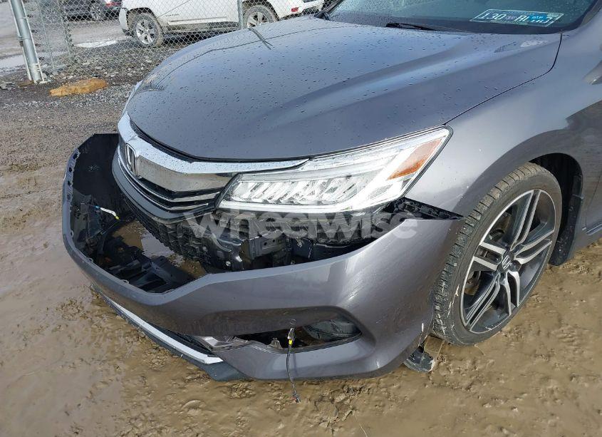 Photo 6 of 2016 Honda Accord TOURING (VIN 1HGCR3F91GA016417)