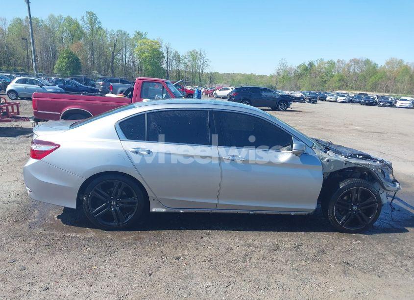 Photo 14 of 2017 Honda Accord TOURING V6 (VIN 1HGCR3F91HA033199)