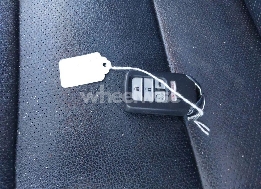 Photo 11 of 2017 Honda Accord TOURING V6 (VIN 1HGCR3F91HA039388)