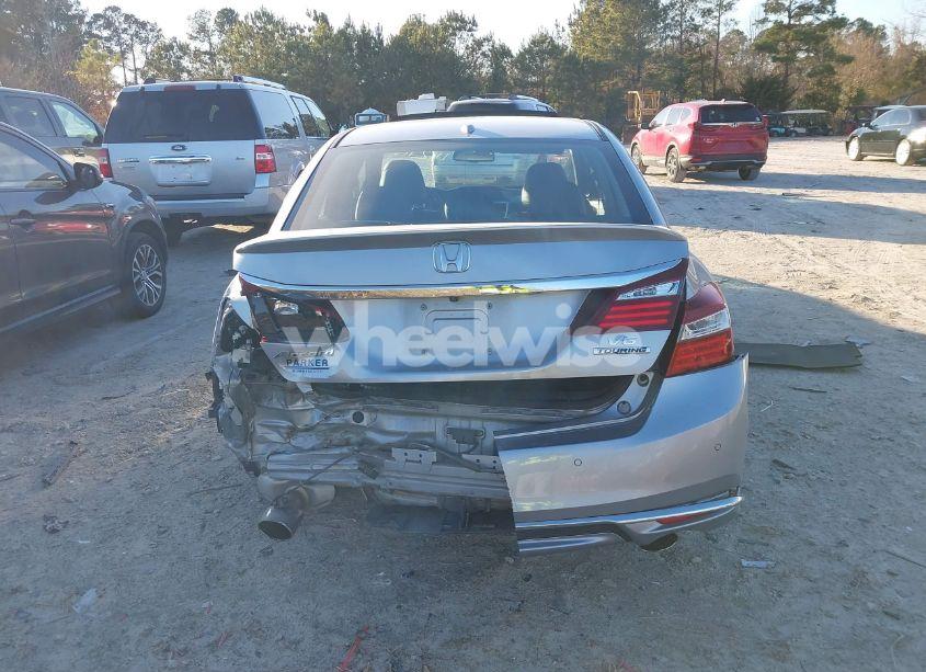 Photo 16 of 2017 Honda Accord TOURING V6 (VIN 1HGCR3F91HA039388)