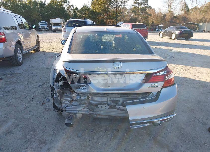 Photo 6 of 2017 Honda Accord TOURING V6 (VIN 1HGCR3F91HA039388)