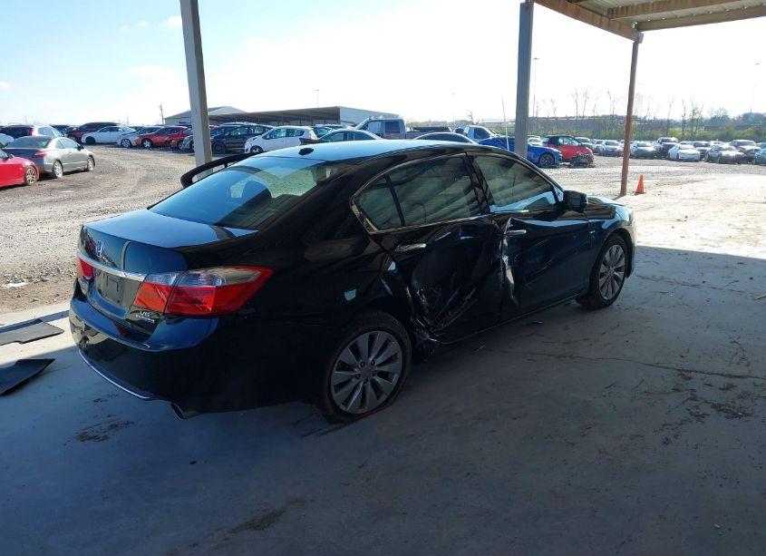Photo 4 of 2014 Honda Accord TOURING (VIN 1HGCR3F92EA003611)
