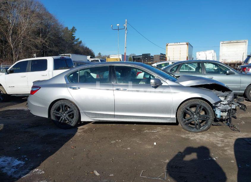 Photo 14 of 2016 Honda Accord TOURING (VIN 1HGCR3F92GA012537)