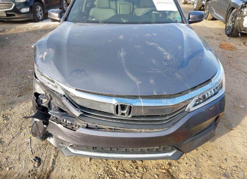 Photo 12 of 2016 Honda Accord TOURING (VIN 1HGCR3F92GA033002)