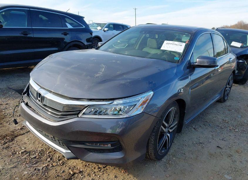 Photo 2 of 2016 Honda Accord TOURING (VIN 1HGCR3F92GA033002)