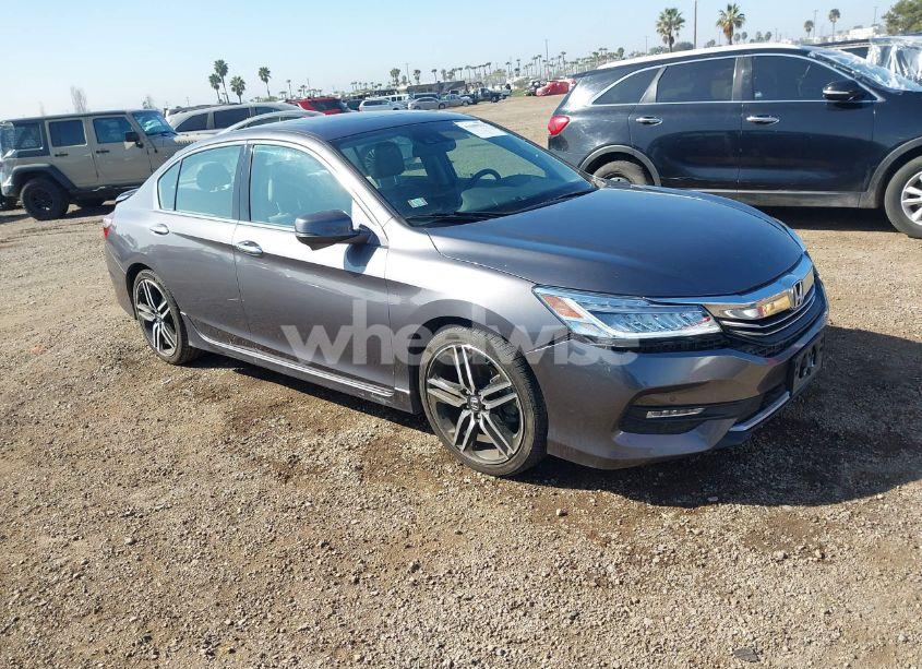 2017 Honda Accord TOURING V6 (VIN 1HGCR3F92HA038542) main photo