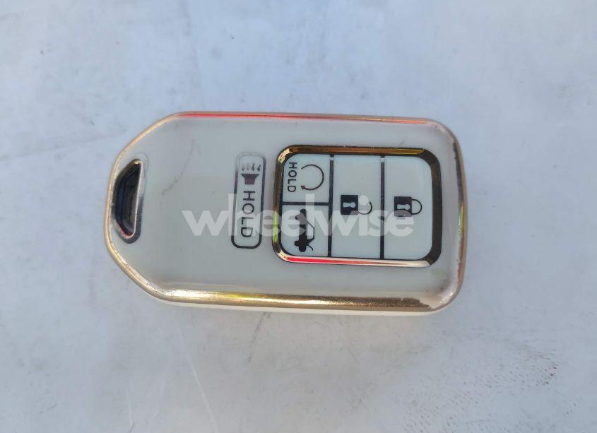 Photo 11 of 2017 Honda Accord TOURING V6 (VIN 1HGCR3F92HA038542)