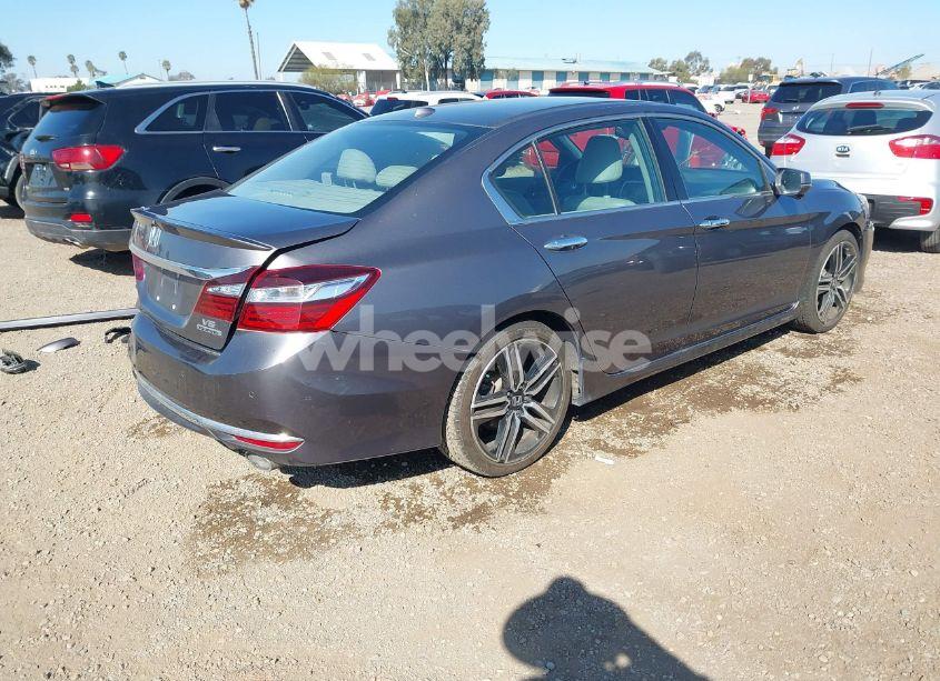 Photo 4 of 2017 Honda Accord TOURING V6 (VIN 1HGCR3F92HA038542)