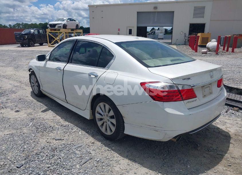 Photo 3 of 2014 Honda Accord TOURING (VIN 1HGCR3F93EA013564)
