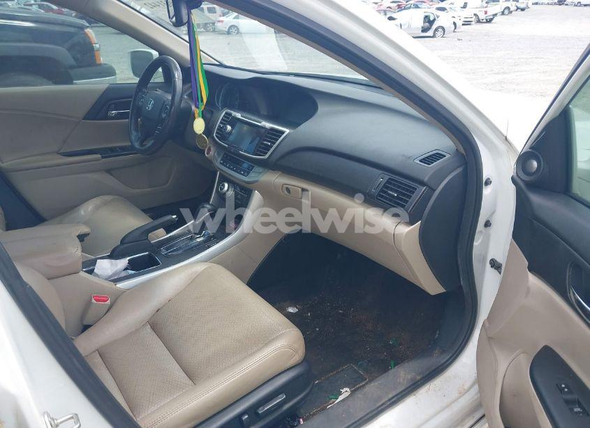 Photo 5 of 2014 Honda Accord TOURING (VIN 1HGCR3F93EA013564)