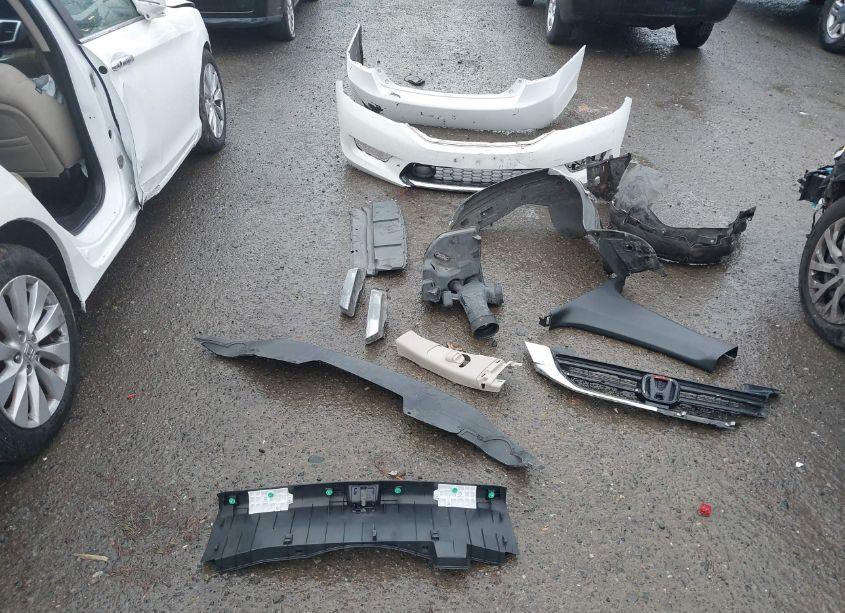 Photo 12 of 2014 Honda Accord TOURING (VIN 1HGCR3F93EA024452)