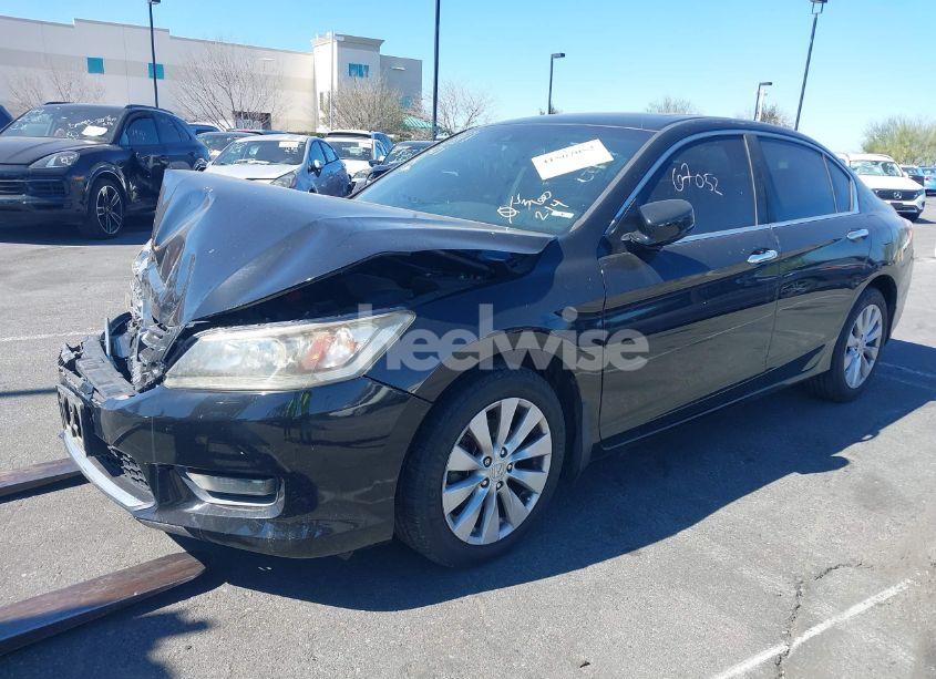 Photo 2 of 2015 Honda Accord TOURING (VIN 1HGCR3F93FA020838)