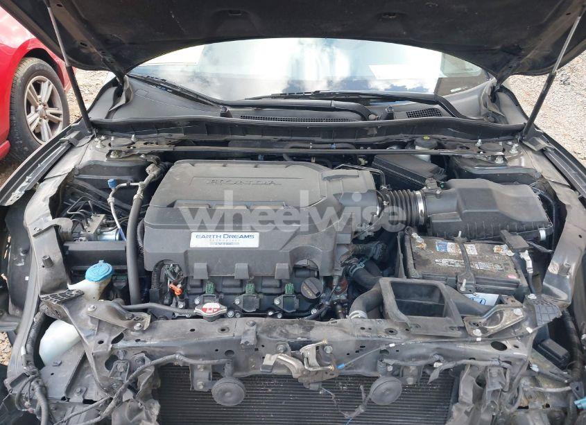 Photo 10 of 2015 Honda Accord TOURING (VIN 1HGCR3F93FA035940)