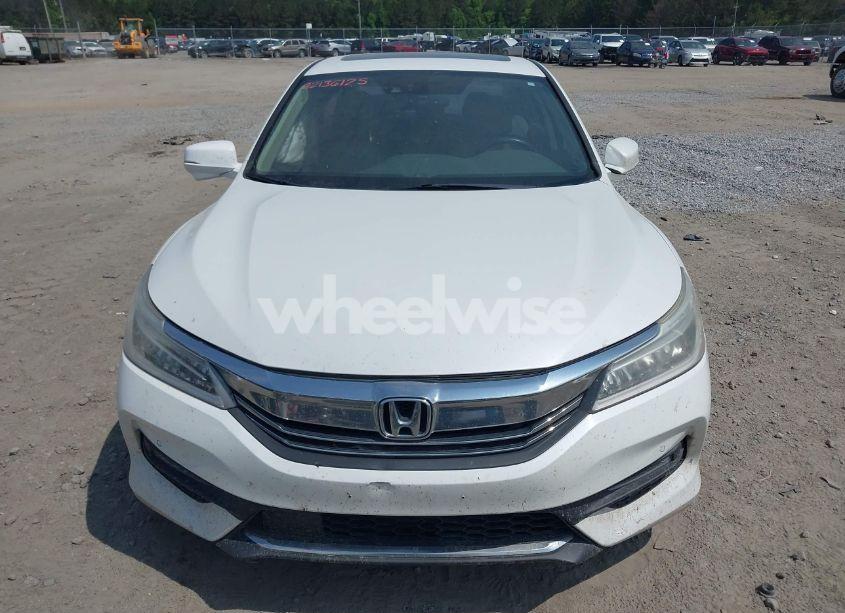 Photo 12 of 2016 Honda Accord TOURING (VIN 1HGCR3F93GA018704)