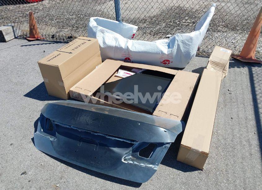 Photo 12 of 2016 Honda Accord TOURING (VIN 1HGCR3F93GA024342)