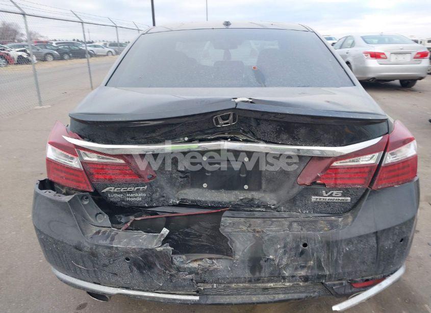 Photo 16 of 2017 Honda Accord TOURING V6 (VIN 1HGCR3F93HA037366)